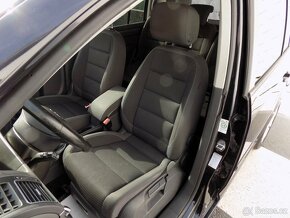 Volkswagen Touran 1.6TDI/Comfortline/Klima/Pano/ - 13