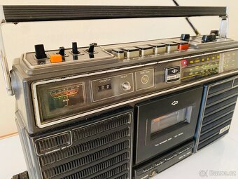 Radiomagnetofon Aiwa TPR-910, 70 léta - 13