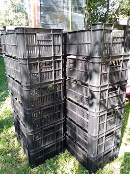 Plastové přepravky černé OZ 600x400x220 - 13