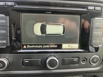 VW Golf VI 2.0 TDI 103 kW - TAŽNÉ, WEBASTO, VÝBORNÝ STAV - 13