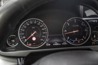 BMW X5 xDrive30d A-T - 13