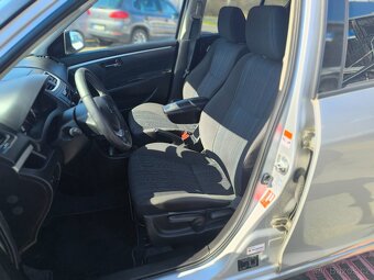 Suzuki Swift 1.3 DDiS 55kW Comfort,AAC,Temp,Keyless,1maj - 13