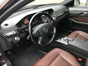 Mercedes-Benz Třídy E,350CDi 170kW,4matic - 13