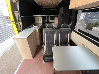 Renault Master obytná vestavba - 13
