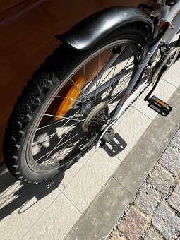 Bílé kolo značky DEMA - 13