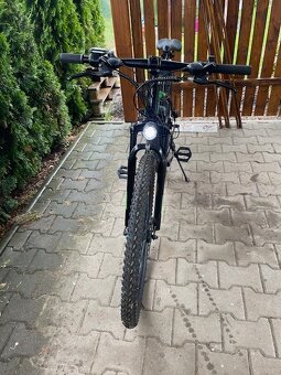 2 x elektrokola + nosič na tažné zařízení (pro 3 kola - 13