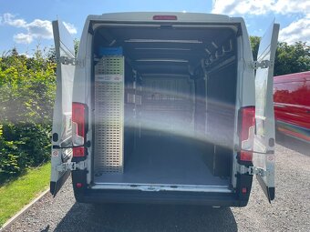 Peugeot Boxer,Pojízdná dílna.85 tis.km. Rv23 L3H2 - 13