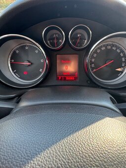 Insignia 2.0CDTI 118kw - 13