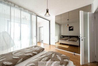 Pronájem krásného, světlého bytu 4+kk  116m2 plus zimni zahr - 13
