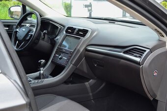 Ford Mondeo 2.0 TDCi 110kW Titanium Panorama kombi - 13