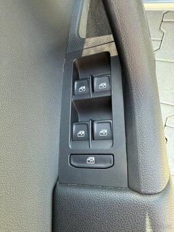 Škoda Octavia III kombi 1.6TDi Ambition Plus 2018 - 13