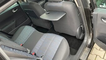 Renault Mégane, 1.5 DCI 78 KW // PANORAMA // RV 3/2008 - 13