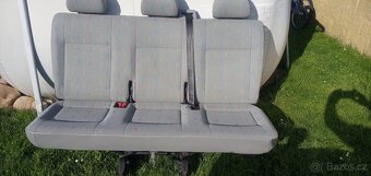 PRODÁM TROJSEDAČKU ORIGINÁL VW T5 TRANSPORTER - 13