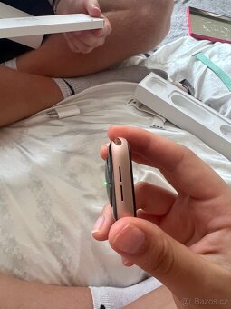 Apple watch series 4 - 44mm - 13