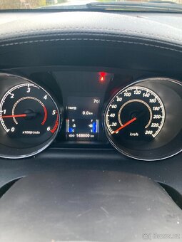 Citroen C-crosser 2,2HDI, Exclusive, 7. míst - 13