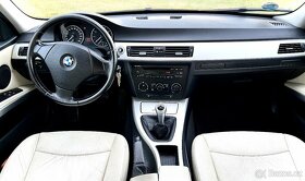 BMW 320i - 13