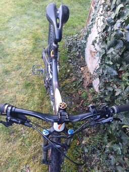 Horské kolo SPECIALIZED 26". - 13