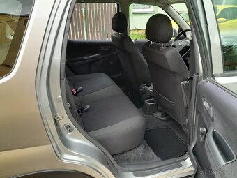 Suzuki Ignis 4x4 1.5i 73kW rok 2004 naj.179tis. NOVÁ STK - 13