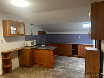 Pronájem bytu 130 m2  v RD Dolní Domaslavice - 13