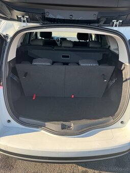 Renault Grand Scenic 1.7DCI 88kw. 7-míst. 2020r - 13