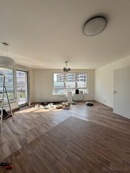 Pronájem 3+kk 92 m² s garáží a balkonem – Praha Hlubočepy - 13
