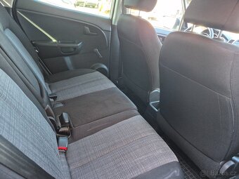 Venga, 1,4i, 66kW, serviska, ČR - 13