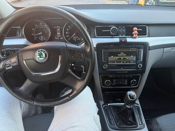 Škoda super b 2013 - 13