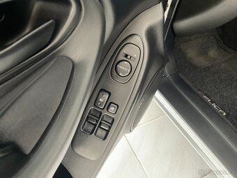 Toyota Celica 1.8 benzin, 85 kW, 1999, super stav - 13
