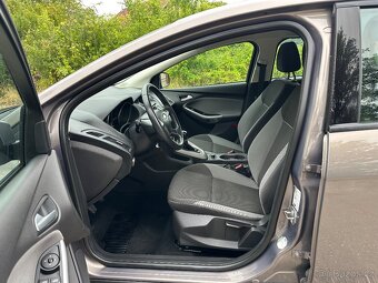 Ford Focus 1,6i 77kw výbava FUTURA - 13