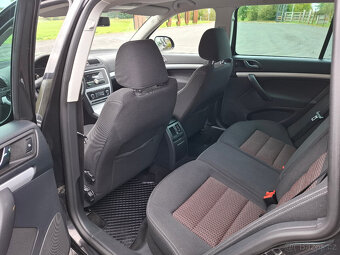 Škoda Octavia II kombi SPORT 1.4TSi 90kW,xenony,klima - 13