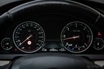 BMW Rad 5 GT 530d xDrive - 13