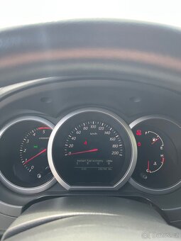 Suzuki Grand Vitara 1.9DDiS 95kw 4x4 2009 Facelift - 13