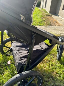 Kočárek v aukci Thule Urban Glide 2 - 13
