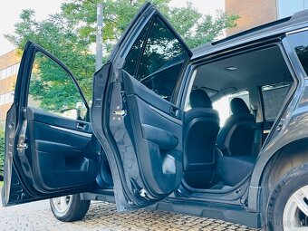 Subaru Outback 2.5i 4x4 BENZÍN AUTOMAT NAVI VÝHŘEV - 13