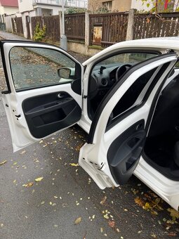 Škoda Citigo 2013 1.0 55kw, najeto 68 530km - 13