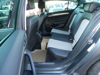 Volkswagen Passat 2.0 TDi 110kW DSG Highline,ČR,2xkola - 13