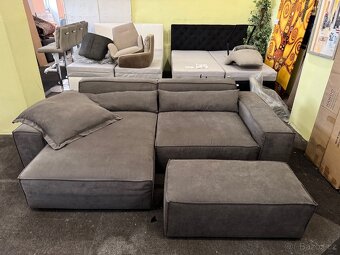 NOVÁ hnědá Sedací souprava Sirpio 270cm s taburetem Tkanina - 13