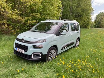 Berlingo 1.5 BlueHDi 100S&S MAN FEEL, Zelená AQUA - 13