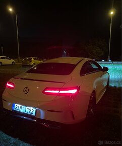 Mercedes-benz třídy E, 220d coupe - 13