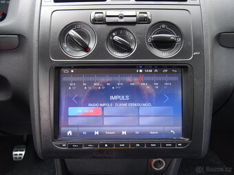 Volkswagen Touran 2.0TDi,103kW,s.navigace,tažné zařízení,kli - 13