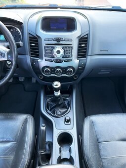 Ford Ranger LIMITED 3.2 200 PS 2013 MANUÁL ALUROLETA - 13