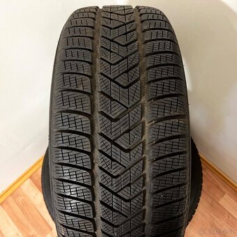 AUDI Q7 4M 5x112 R19 ET28+ZIMNÍ 255/55R19 7,5mm - 13