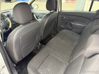 Dacia Sandero, 1.2i, 54kw Původ ČR 1. maj. - 13
