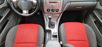 Ford Focus - 13