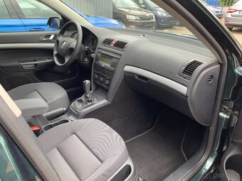 Škoda Octavia combi 1.6 MPI Ambition r.v.2005 - 13