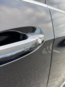 Mercedes Benz E350 CGI 215 kW AMG FULL VÝBAVA Webasto Night - 13