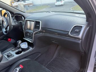 Prodám JEEP GRAND CHEROKEE TRAILHAWK 2018 v max.výbavě - 13