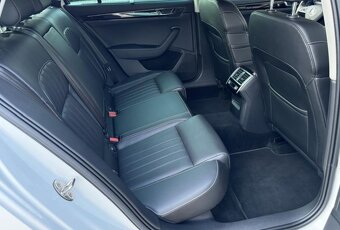 Škoda Superb combi III L&K 2.0TDI DSG 2020 239tkm - 13