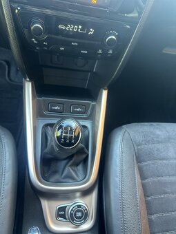 Suzuki Vitara 1.6i 88kW 4x4 AllGrip serviska - 13