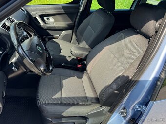 ŠKODA ROOMSTER 1.6i SCOUT 2007 TOP STAV - 13